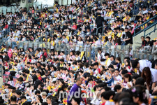 [MD포토] 평일도 야구장은 팬들로 가득