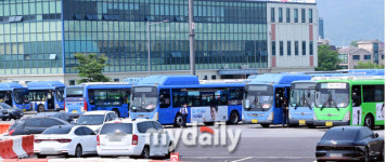 [MD포토] 버스 파업 D-1 앞두고 적막감 흐르는 서울장지공영차고지