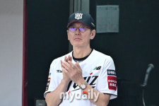 [MD포토] 이강철 분위기 좋아