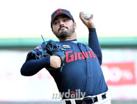 복덩이 롯데 감보아, 6월 월간 MVP 수상... 나균안 이후 2년만 롯데 소속 선수 수상