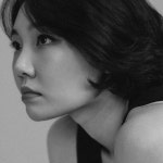 '에스콰이어'에 나왔다고? …'이경실 딸' 배우 손수아, 흑백 프로필 공개한 날 댓글 상황