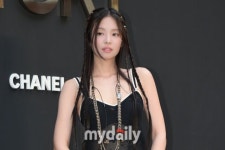 블랙핑크 제니, 건축법 위반 건물 떠나 한남동으로…월세만 6천만원 [MD이슈]