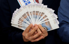 “온누리상품권으로 도수치료?”…소상공인 살리자더니 병원만 대박