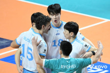 9연승-2R 전승이라니! 대한항공, 활활 타오른 러셀-정지석 쌍포 앞세워 우리카드 제압 [MD장충]