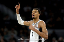 웸반야마 31득점+13리바운드→NBA 파워랭킹 1위의 위엄…'4Q 41득점' 샌안토니오, 뉴욕에 짜릿한 역전승