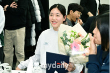 [MD포토] 손서연 '최우수선수상도 받아 기뻐요'