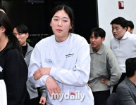 손서연 '10kg 들고 수상, 훈련 아니죠?' [한혁승의 포톡]