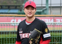 “(구)승민이 형, (김)원중이 형이 자기 얘기 좀 그만하라고…” KIA 전상현 포크볼러로 재탄생, 그들도 깜놀했던 사연