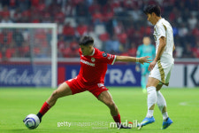 해발 2667m 고지대 원정 고전…'손흥민 슈팅 0개' LAFC, '유효슈팅 7개' 톨루카 상대 전반 0-0 종료