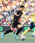 손흥민 또 풀타임 무득점, '리그 9호 도움' 추가-LAFC는 충격의 '4연패'...내슈빌 원정 2-3 패배, 굴욕적인 해트트릭 헌납까지