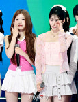 [MD포토] 리센느 제나-리브, '음방 첫 1위 눈물 한가득'