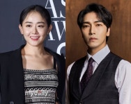 [공식] 문근영, 7세 연상 정평과 백년가약…