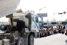 달리고 싶은 덤프트럭 상경 투쟁