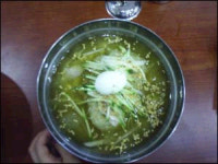 밀가루 냉면 좀 드셔보이소!