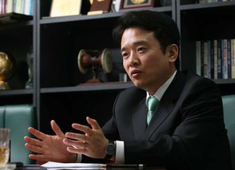 “이 시장님, 수요모임과 M&A를 생각해 보셨나요?”