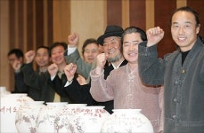 [경기] “도자에 혼 불어넣으면 국민 사랑 꽃피운다 ”