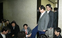 한 화성 공천 파문 확산...노조 파업 돌입