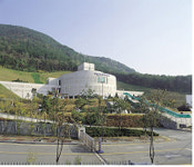 자유수호평화박물관 전시실 무료 대여