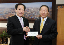 영천시, 지역사랑 장학금기탁 잇따라