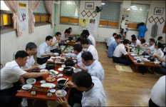 대구지방교정청, AI발생 농가 돕기 시식행사