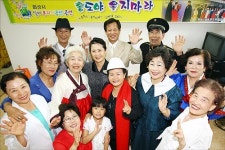 ‘홍단’보다 ‘홍도’가 좋은 ´흰머리 명배우들´