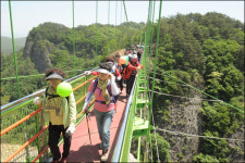 새로운 청량산 명물 ‘하늘다리’  개방