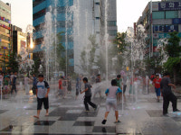 오산 시청광장 음악분수 가동