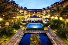 화이트 비치가 눈부신 꿈의 휴양지, 보라카이