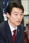 송호창, 불거지는 갈등설에 '모두 다 언론 때문'