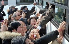 지난해 이산가족 상봉 환영 이북도민, 이번엔 반대 왜?
