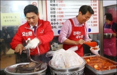 <포토>분식 판매하는 오! 브라더스