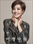 범죄의 여왕 박지영 화보, 중년의 섹시한 카리스마