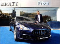 수입차 업계, 의전차 마케팅 지속 강정호 케이스만 아니라면...