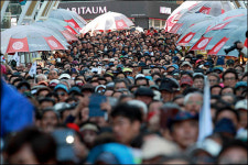 <포토> 홍준표 부산 비프광장로 홍찍자 대동단결