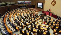 청와대 인사발표에 야 3당 일제히  