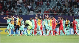 [한국 포르투갈]‘16강 탈락’ 신태용호, 31일 천안서 해산