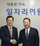 일자리 드라이브 ‘과속’ 우려…박용만 ‘브레이크’ 주문 통할까