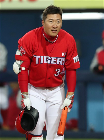 부상으로 올스타전 불참한 최형우, 대신 김호령 출전!