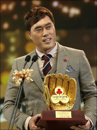 두산 베어스, 조성환 코치 영입 '보직은?'