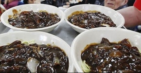 최저임금 인상 이후 짜장면 가격까지 껑충…서민 지갑도 한파