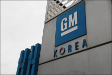 정부 한국지엠 조속한 경영정상화에 힘 모아야…GM과 협의