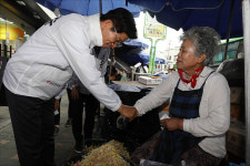 [지방선거] 김문수 금남시장 방문