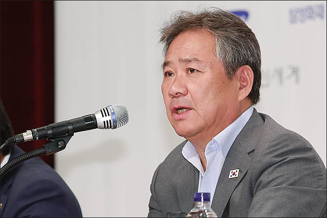 이기흥 회장, 스포츠공정위 개선 요구에 사실상 거부…문체부와 정면 대치