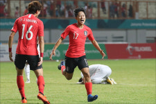 이란전 승리한 한국, 박항서호 깼던 우즈벡과 격돌