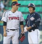 ‘2리 차이’ 양의지, 김현수 넘고 타격왕?