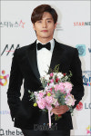 성훈 꽃을 든 남자