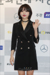 <포토> 포토타임 갖는 가수 펀치