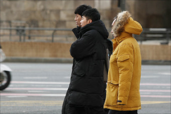 '꽃샘추위 기승' 전국 곳곳 한파주의보