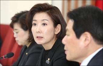 <포토>나경원 원내대표 기자간담회 개최