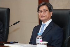 <포토>'사법개혁 방향' 간담회 참석한 김명수 대법원장